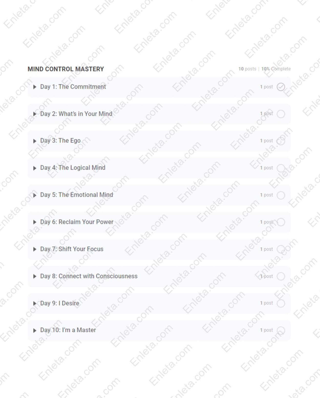 Transformative Mind Control Mastery by Carrie Cardozo Carrie Cardozo teaching students how to master thoughts and emotions in the Mind Control Mastery course